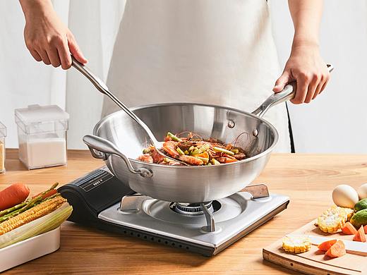 多功能不锈钢炒锅