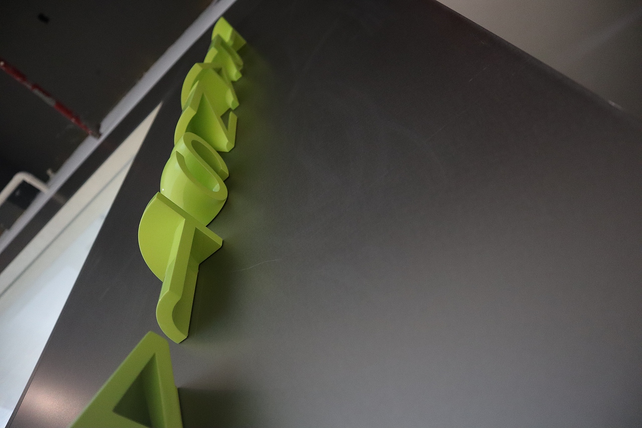 椎拍輐断 与物宛转