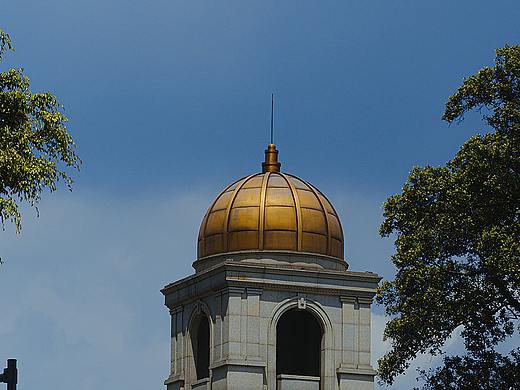 前段时间经过广州同福西,拍到的一些老房子