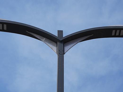 简单大气双臂路灯-市政道路路灯-世博光电