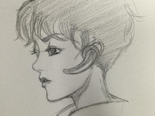 照着阿菲变个形