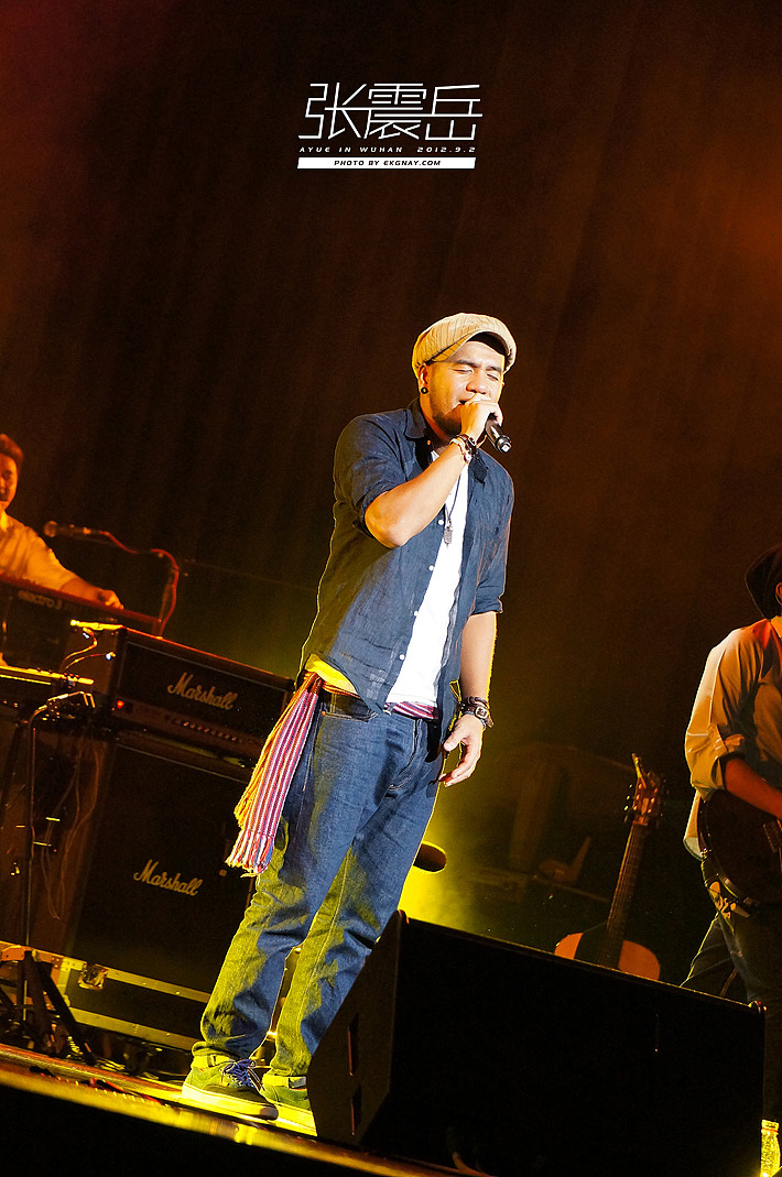 张震岳武汉演唱会 AYUE IN WUHAN（图ZNjgxOTc0NA==） - 人像摄影 - 站酷设计师树多村光原创素材 - 站酷ZCOOL