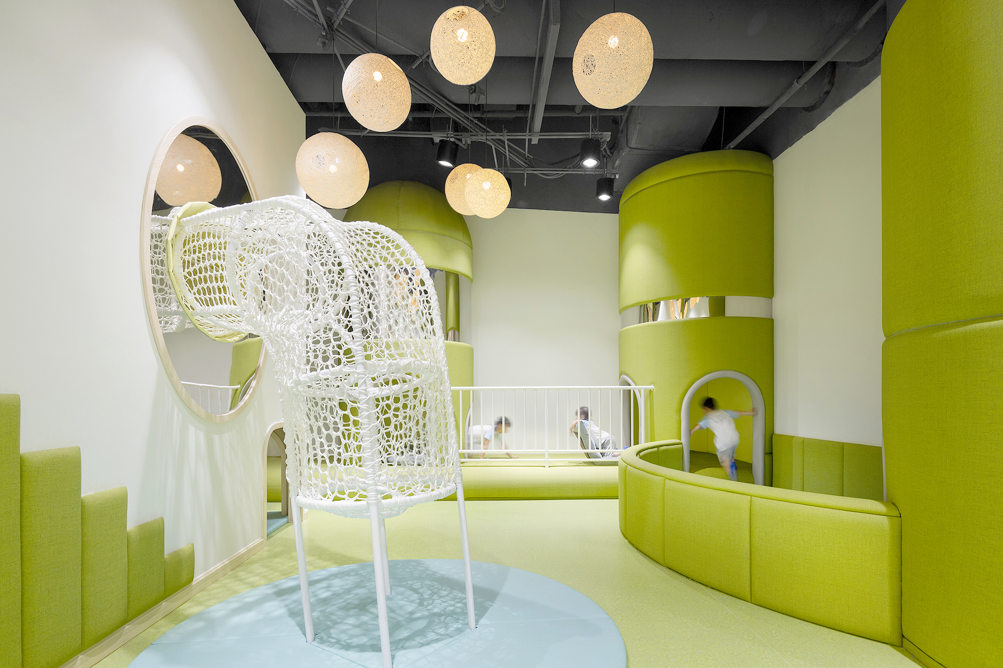 以亲子的呵护出发,打造一所宝贝安心,家长才能更放心