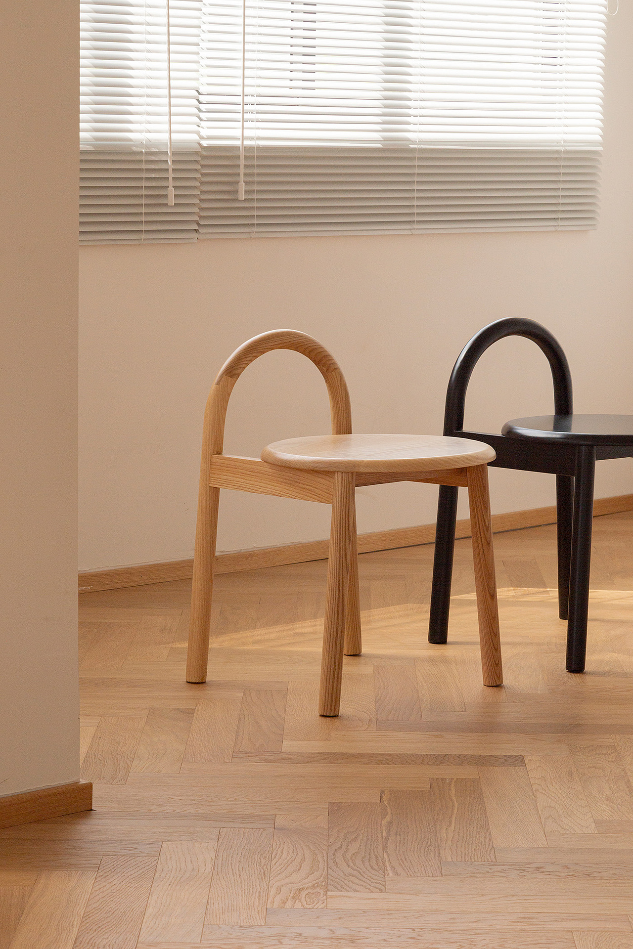 半圆凳子（图ZMjk4ODM4MzA0） - 其他工业/产品 - 站酷设计师川田野产品新闻发原创素材 - 站酷ZCOOL