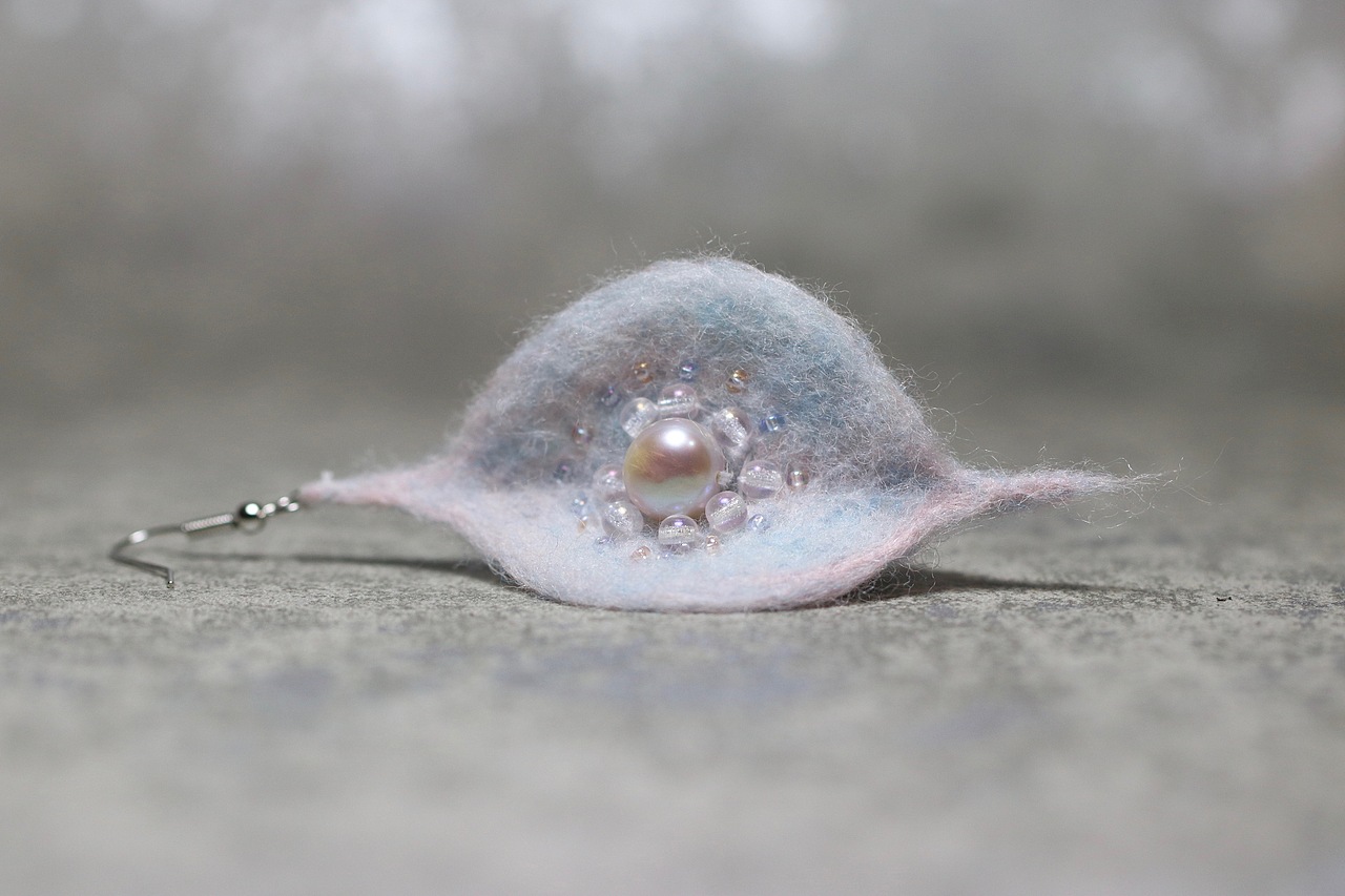 珍（图ZMTM5OTA3NTYw） - 首饰设计 - 站酷设计师艾夜原创素材 - 站酷ZCOOL