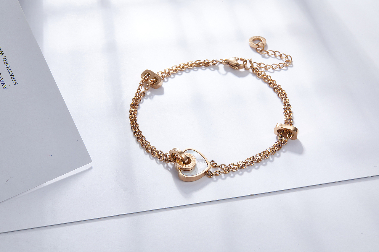 商业珠宝光线照射场景摄影拍摄