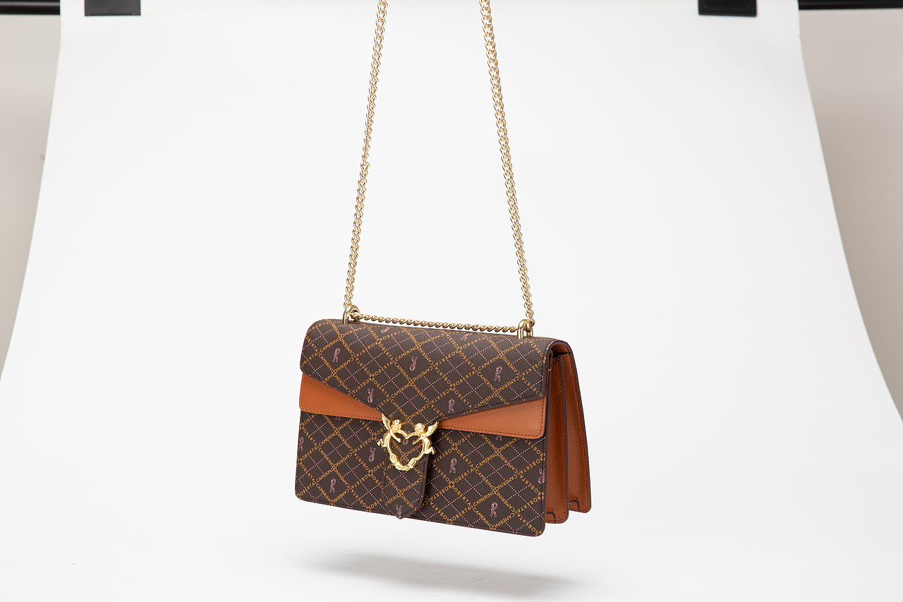 女包白底原图无修