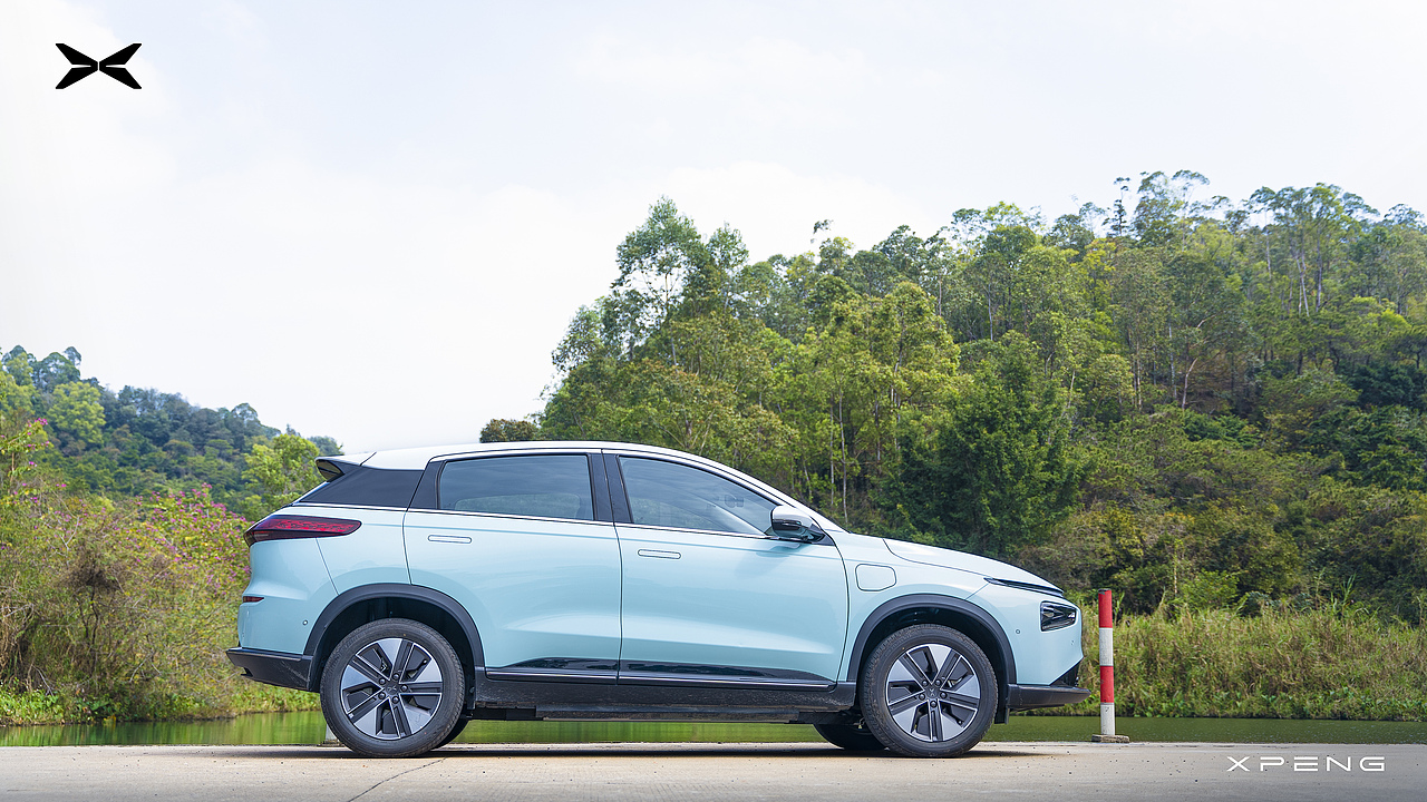 小鹏 | 春意暗藏