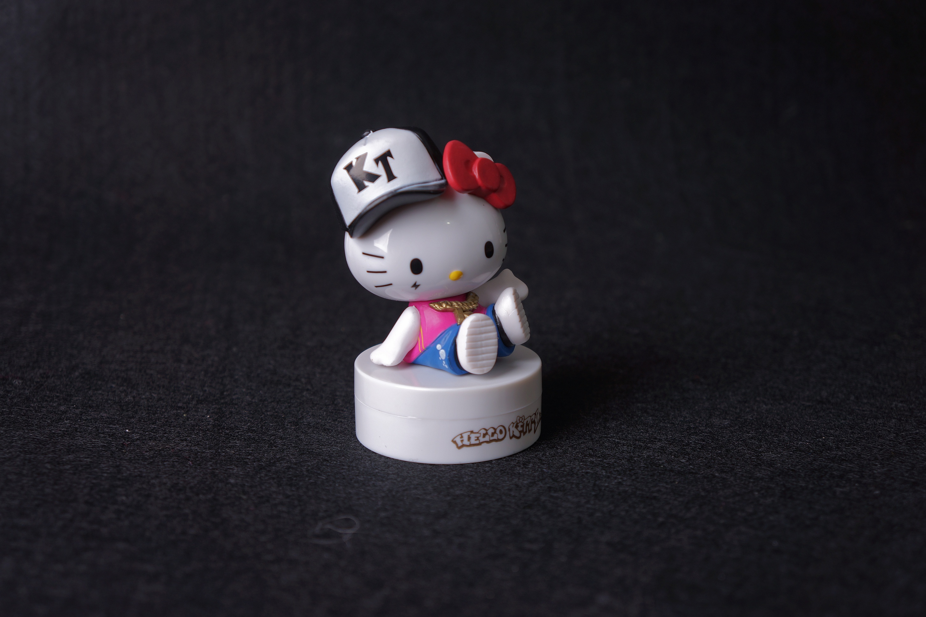 hello kitty40周年摆件手办