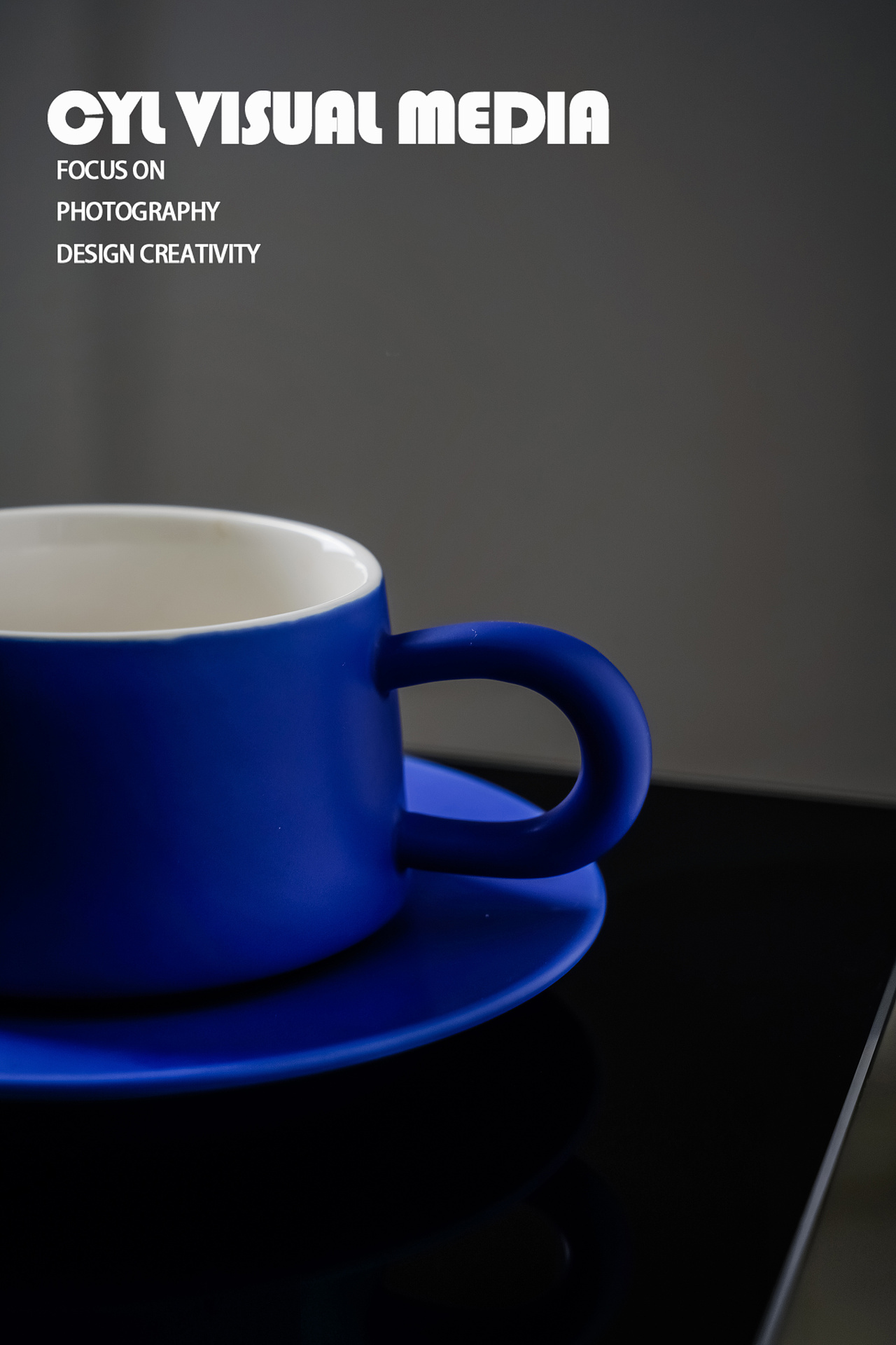 产品摄影|克莱因蓝咖啡杯（图ZMzIxMzYzMDQ0） - 产品摄影 - 站酷设计师摄影师蔡依琳原创素材 - 站酷ZCOOL