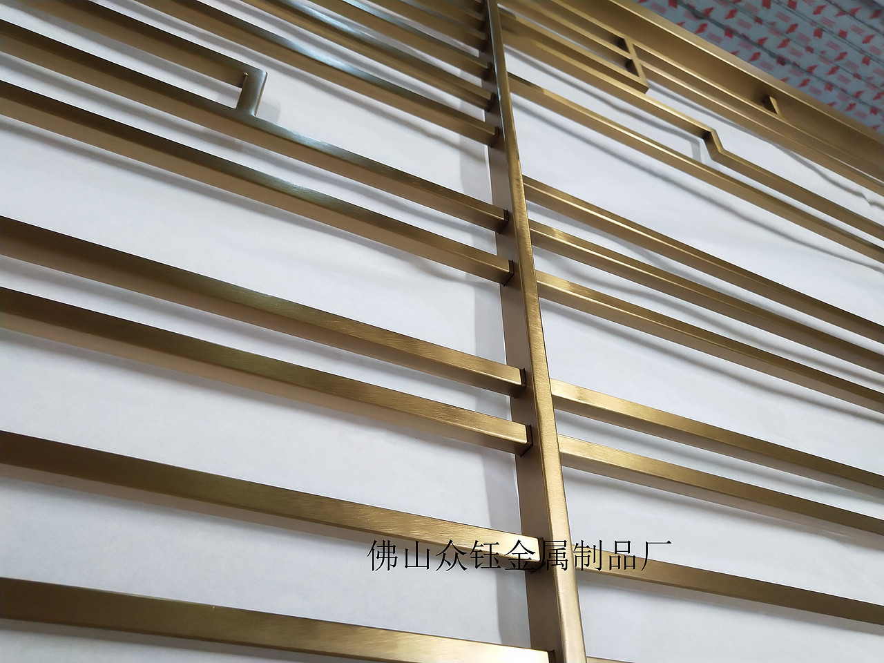 定做不锈钢板激光镂空拉丝钛金屏风（图ZMTgxOTkxNDIw） - 家装设计 - 站酷设计师众钰金属原创素材 - 站酷ZCOOL