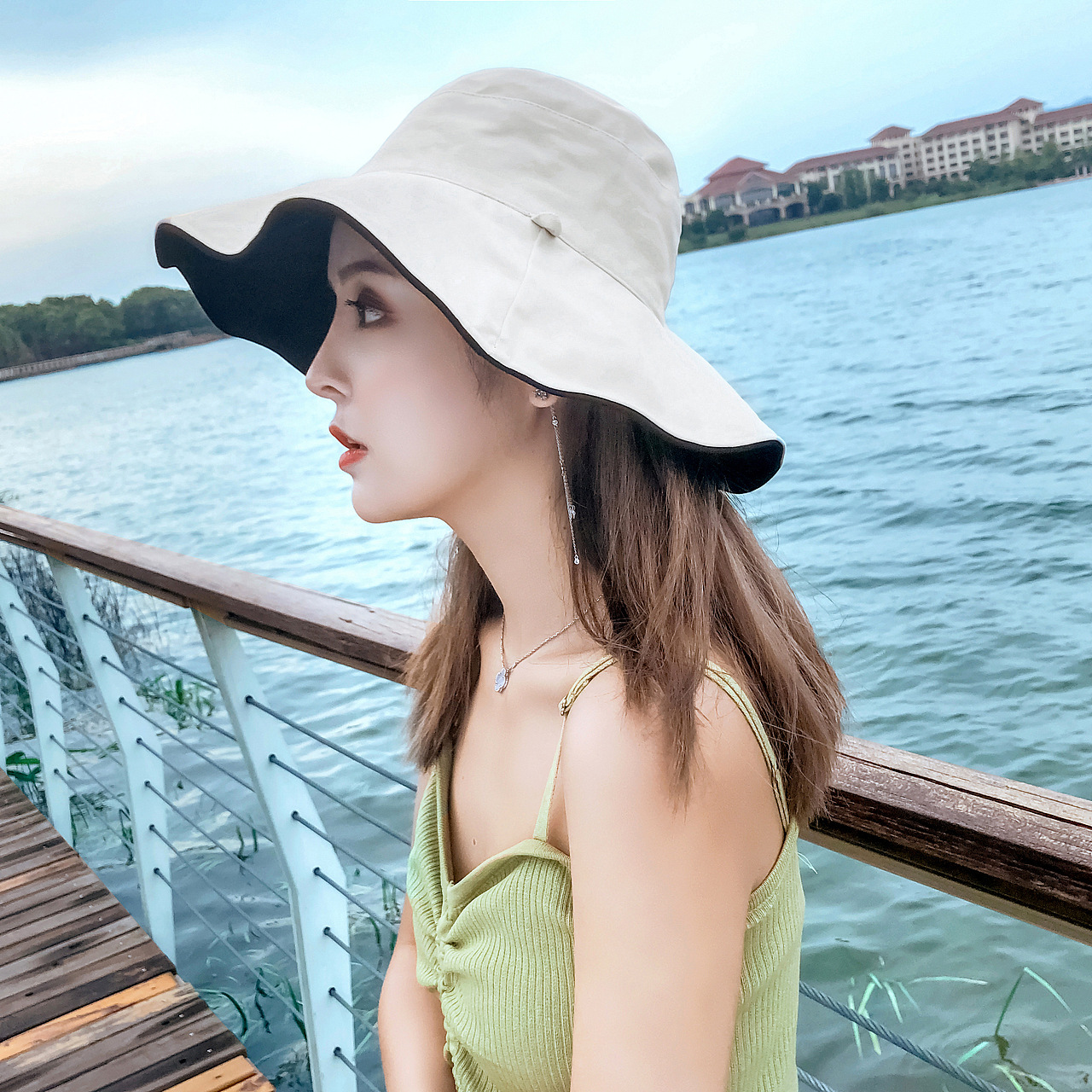 产品拍摄/夏季女士帽子电商主图