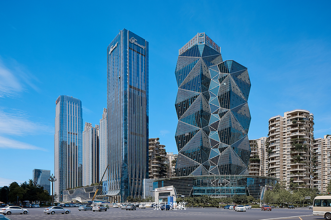 一张建筑空间摄影 #5 一路向南,成都的南门变化。