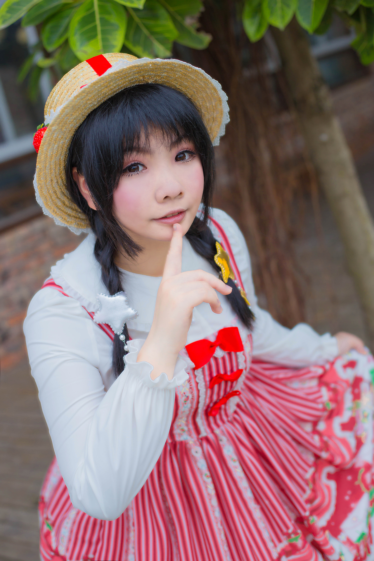 一个适合春游的季节。