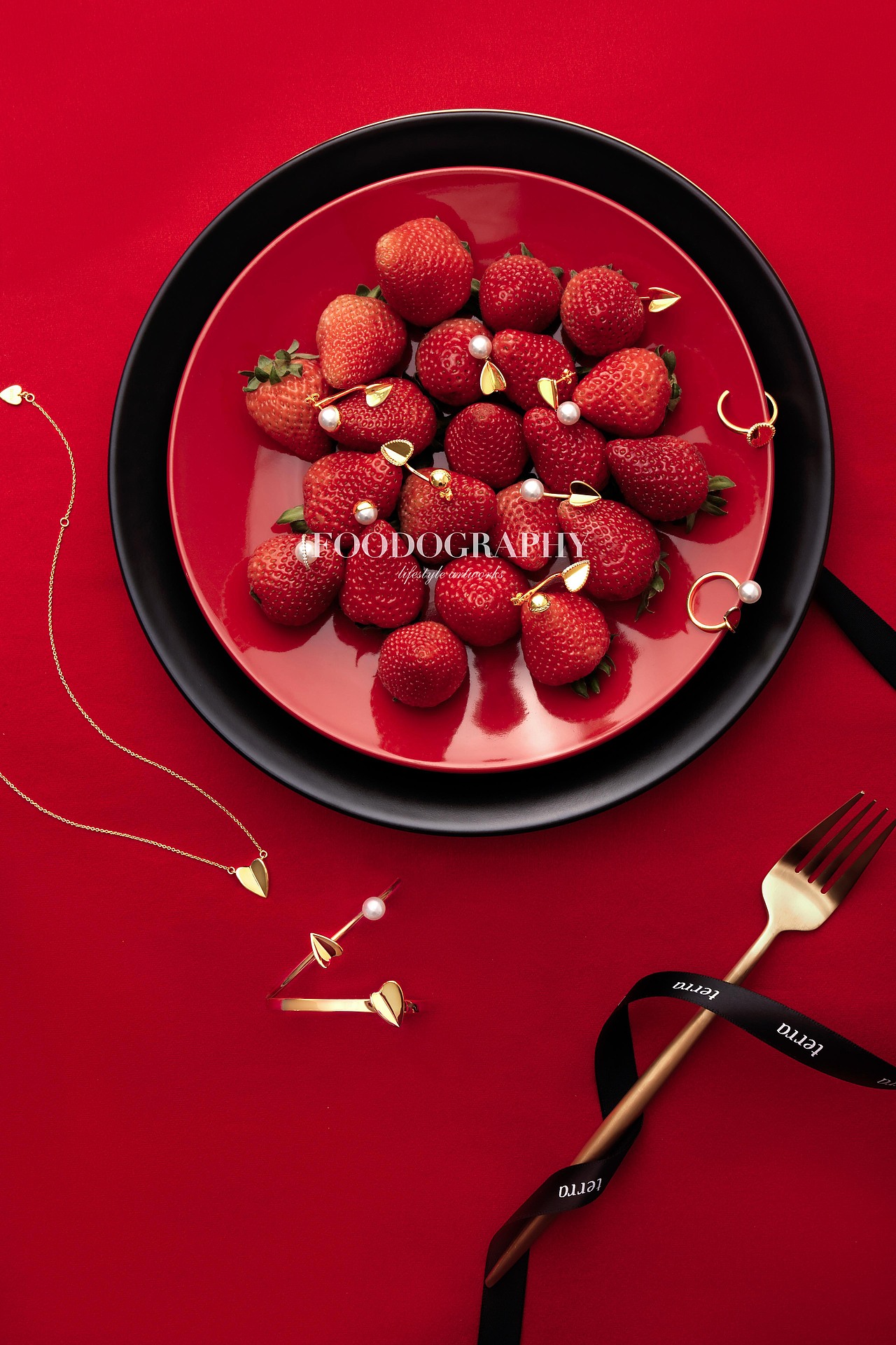 TERRA 首饰拍摄（图ZOTE2MDk5NDg=） - 产品摄影 - 站酷设计师Foodography原创素材 - 站酷ZCOOL