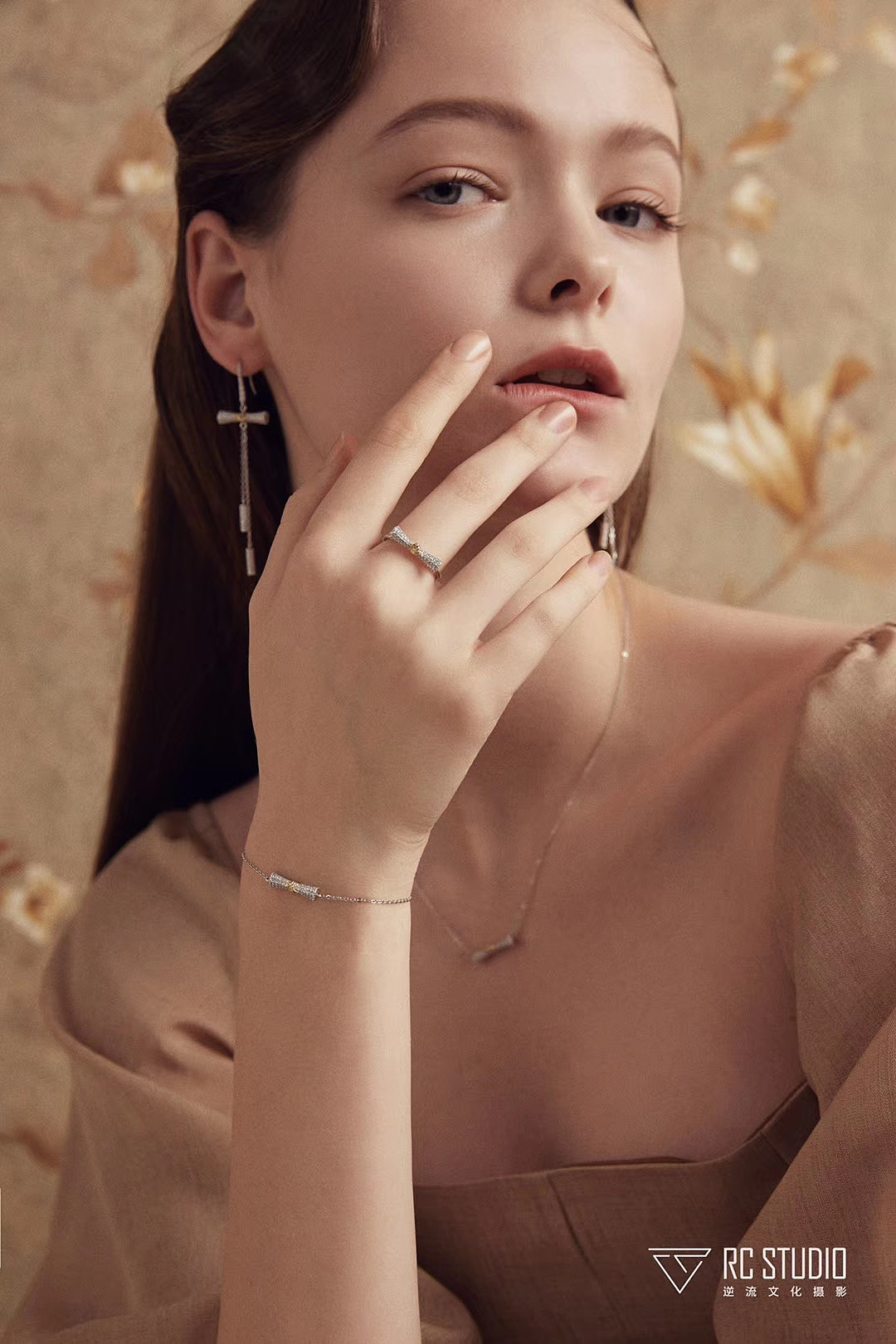 饰品拍摄案例（图ZMjQ1OTE3OTgw） - 时尚/艺术摄影 - 站酷设计师逆流摄影原创素材 - 站酷ZCOOL