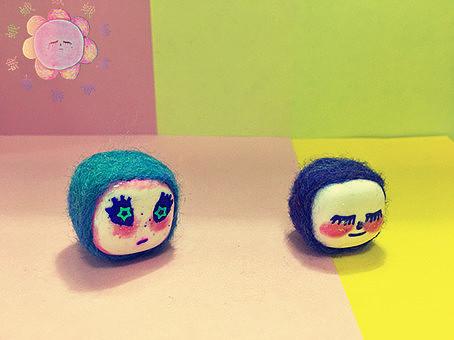 番豆大会；被夜晚的蛾蛾蛾吸引而彻夜不眠最终被收割了（图ZMTEyMzE5MDQw） - 首饰设计 - 站酷设计师插画师蛾蛾蛾原创素材 - 站酷ZCOOL