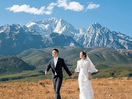 丽江玉龙雪山纯恋婚纱照（个人主页-ZMzUzMTE4NDA=） - 人像摄影 - 站酷设计师粱成凉橙原创素材 - 站酷ZCOOL