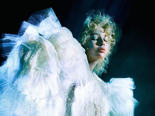 服装大片-蜉蝣生物