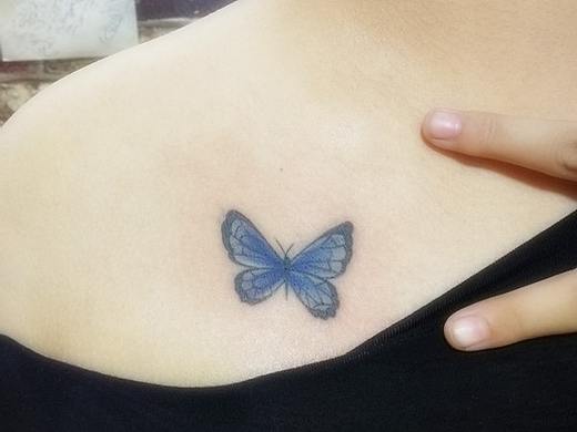 锁骨蝴蝶纹身美女小清新文身金左堂纹身河南安阳tattoo