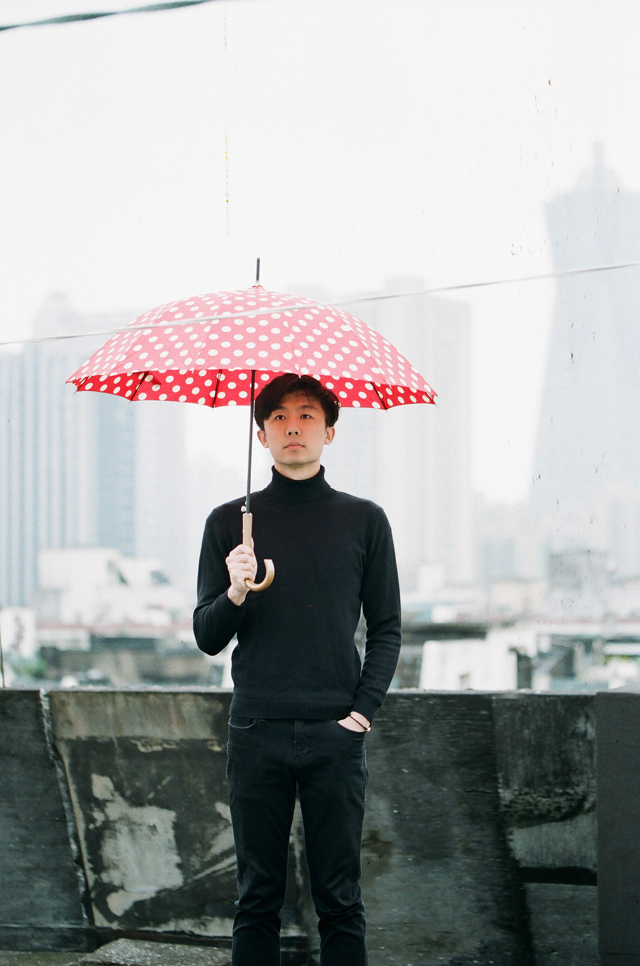 胶片 |与自己和解（图ZMzM0NDc2MzI4） - 人像摄影 - 站酷设计师挚雅Chara原创素材 - 站酷ZCOOL