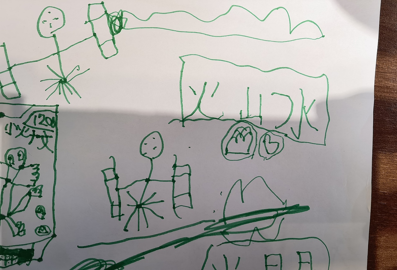 它叫火山水是个变异神奇宝贝,有四只眼睛两侧是电磁能量带,发射的电磁能量附带火焰伤害,同时擅长格斗可以发出格斗的气息(我不太懂是什么意思),下面是带有光,是可以让其他神奇宝贝进化的光芒,当它打败敌人的时候就会闪耀光芒让周围其他的神奇宝贝进化,同时它代表了火山水的生命力,熄灭的时候它就死了,