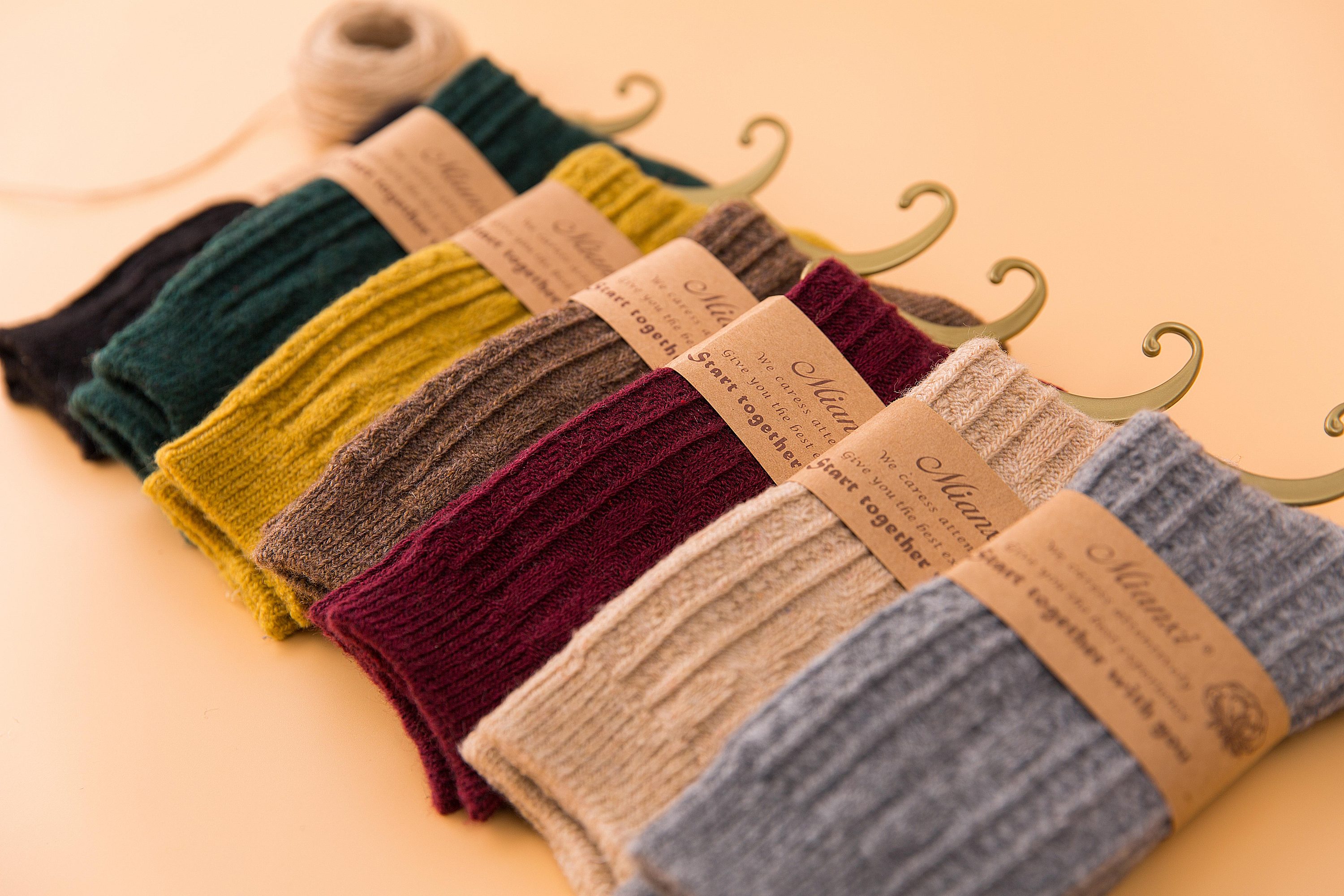 浅黄底袜子静物拍摄|摄影|产品|承影摄计 - 原创作品 - 站酷 (zcool)