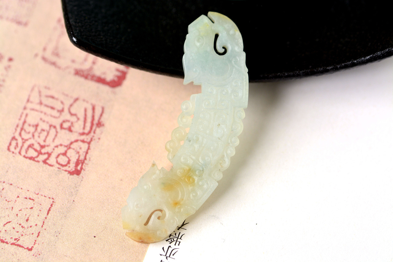 设计师作品|仿古件龙翡翠挂件