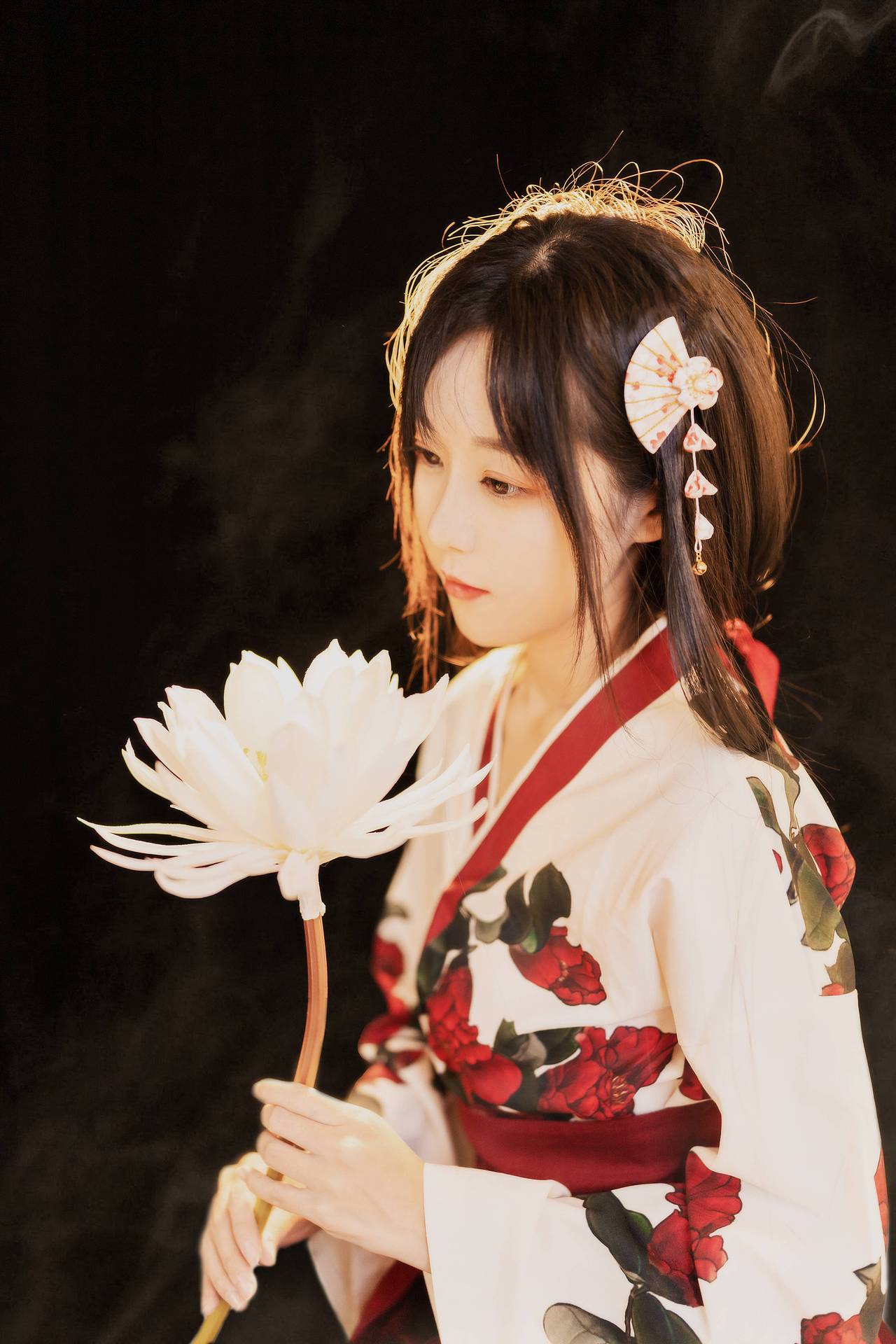 《神明少女》（图ZMjMzNDQ3MjUy） - 人像摄影 - 站酷设计师Myth神话丶原创素材 - 站酷ZCOOL