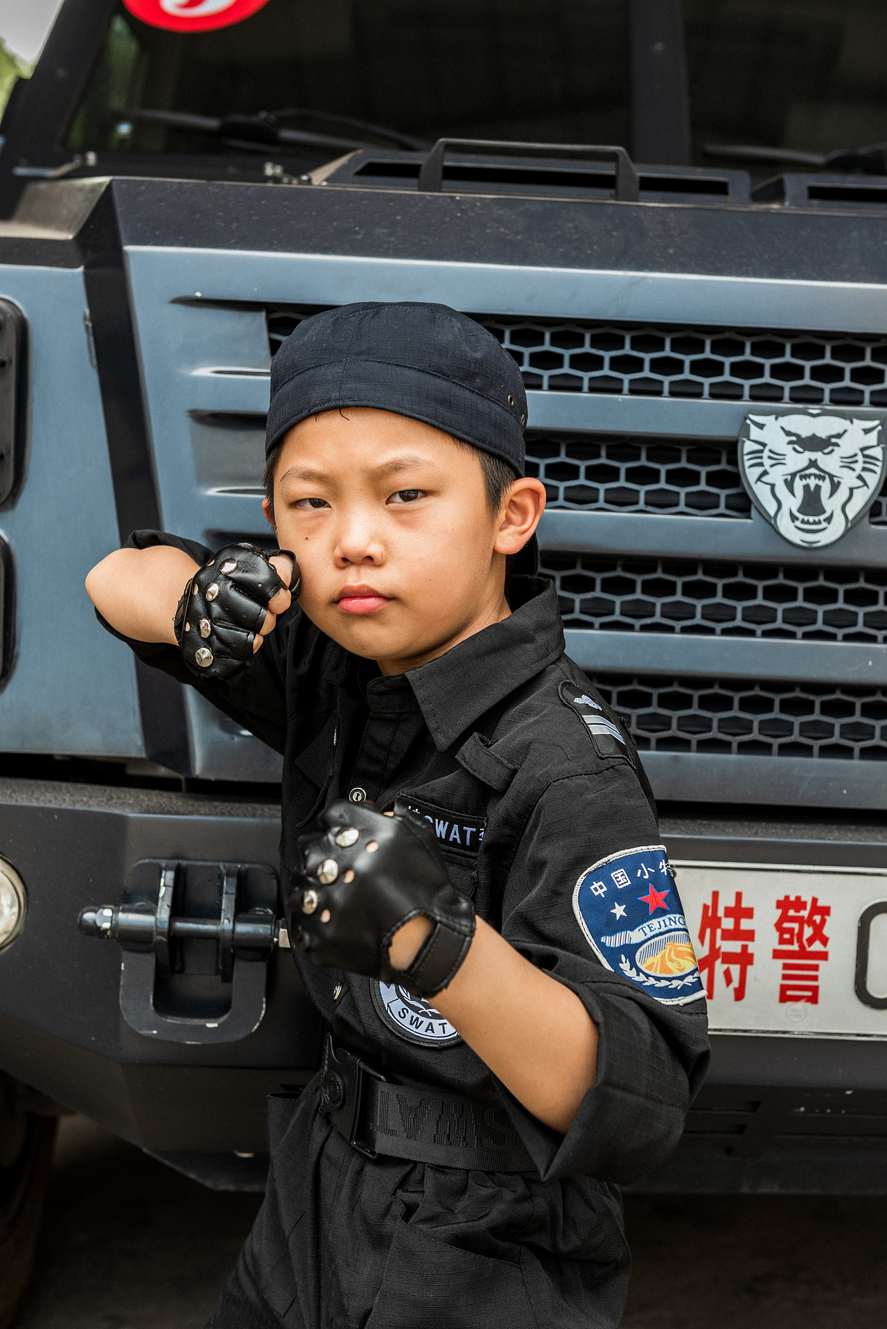 【少年英雄特警梦一】