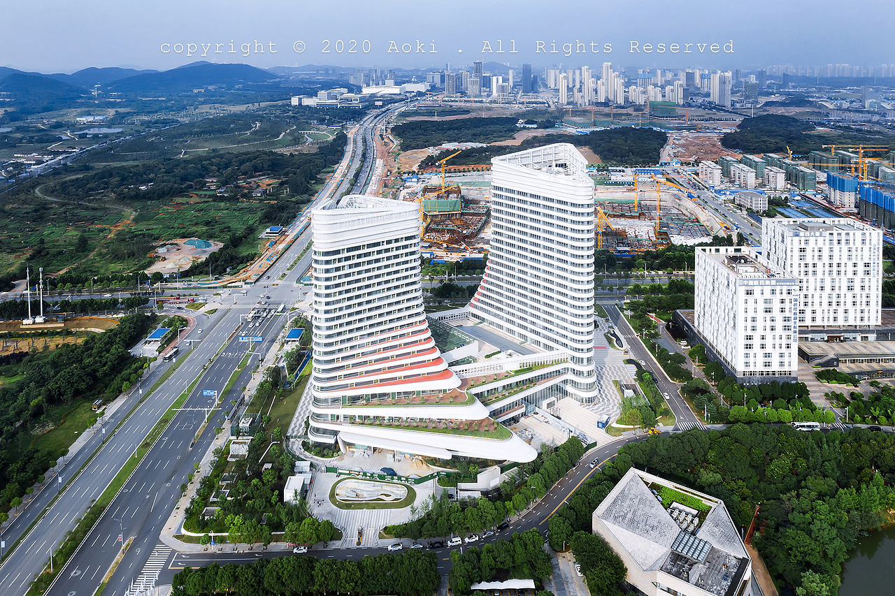 光谷龙脊-光谷金融中心（图ZMjY2ODMxNjUy） - 环境/建筑摄影 - 站酷设计师摄影狮青木Aoki原创素材 - 站酷ZCOOL