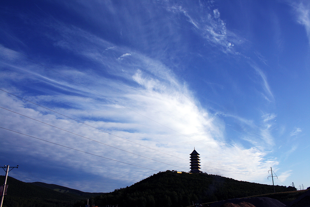 家乡的天空就是蓝