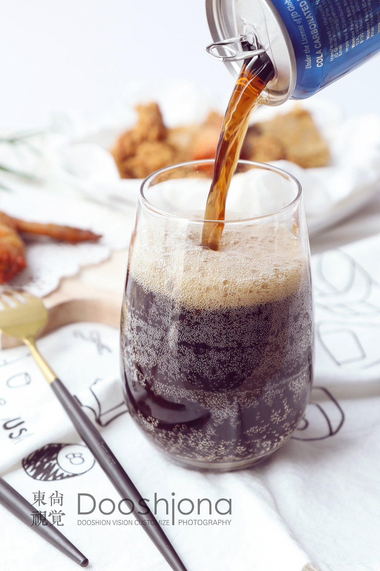 让美味在舌尖上跳跃-晃动可乐（图ZMTY5MDAxNTcy） - 产品摄影 - 站酷设计师東尚视觉原创素材 - 站酷ZCOOL