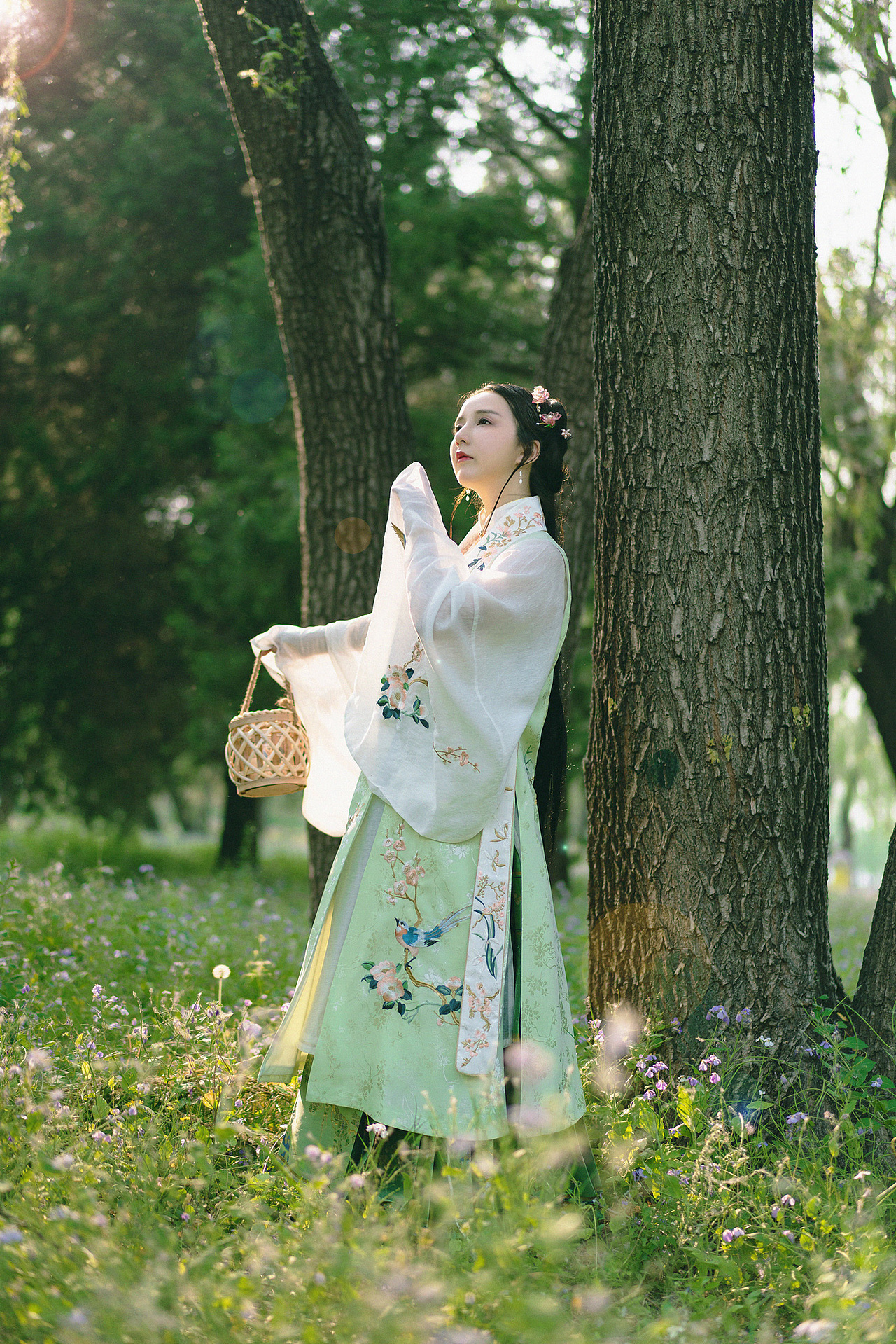 温柔清新汉服小姐姐