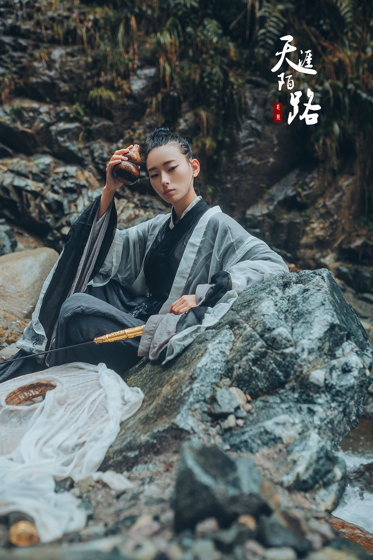 天涯陌路（图ZMTAwNDM4ODg4） - 人像摄影 - 站酷设计师弓长歌原创素材 - 站酷ZCOOL