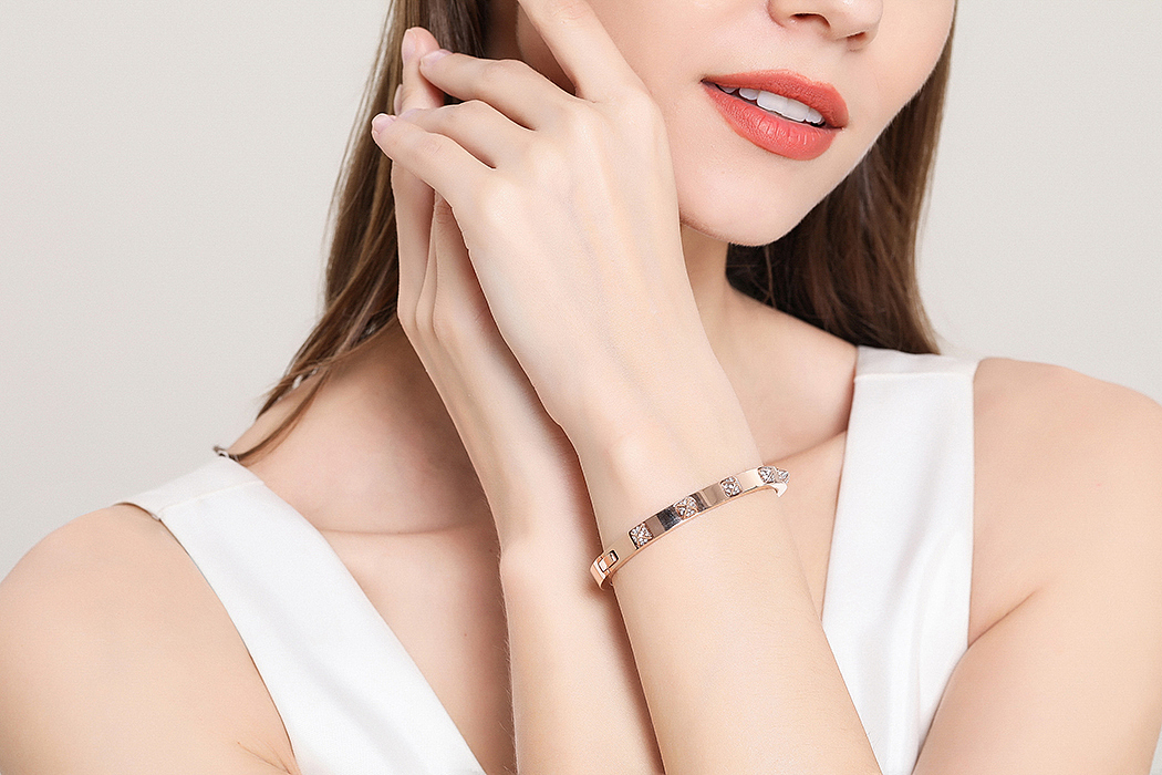 饰品露脸·模特图