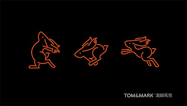 Design
<br>为了建立品牌的识别与好感度,以简约利落的线条来呈现火山兔的意象,满身热火、颠覆跳脱的兔子形象,成就其独特创新的品牌性格,碰撞出米线餐饮市场的新火花。