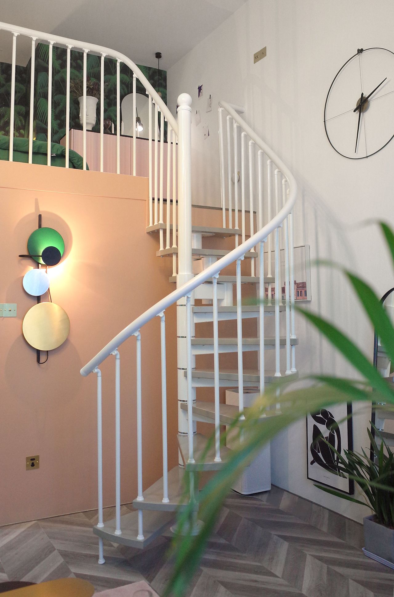 时髦墨绿+脏粉,尽显高级感