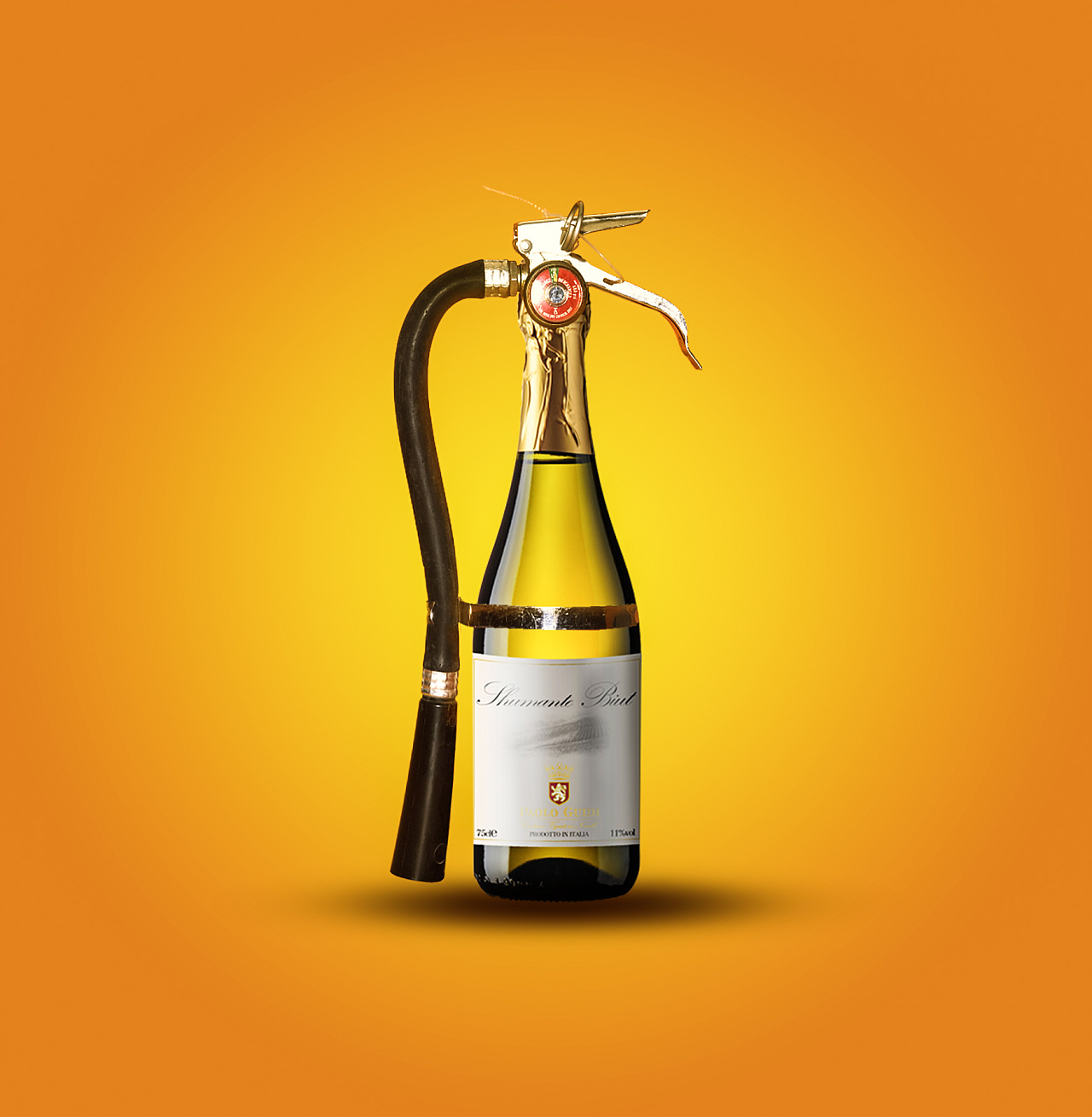 啤酒创意合成广告