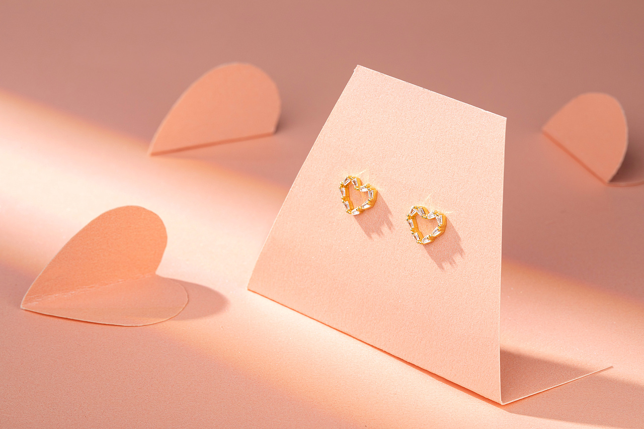 小爱心首饰-项链+耳环（图ZMjcxMDQ5NzYw） - 产品摄影 - 站酷设计师什么傻狗id原创素材 - 站酷ZCOOL