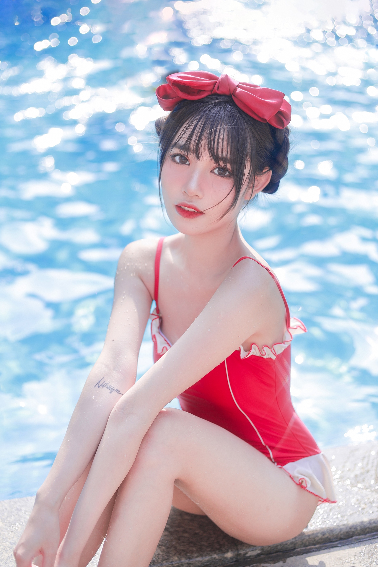 属于你的夏天 日系泳池写真（图ZMjY0MzQ2ODg4） - 人像摄影 - 站酷设计师云间眠原创素材 - 站酷ZCOOL