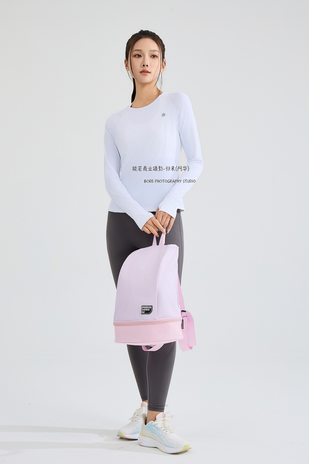 品牌361度泳裝/泳褲/瑜伽服/防曬衣/背包/背心/文胸（圖ZMzYwNTA2NzY0） - 人像攝影 - 站酷設(shè)計(jì)師般若商業(yè)攝影原創(chuàng)素材 - 站酷ZCOOL