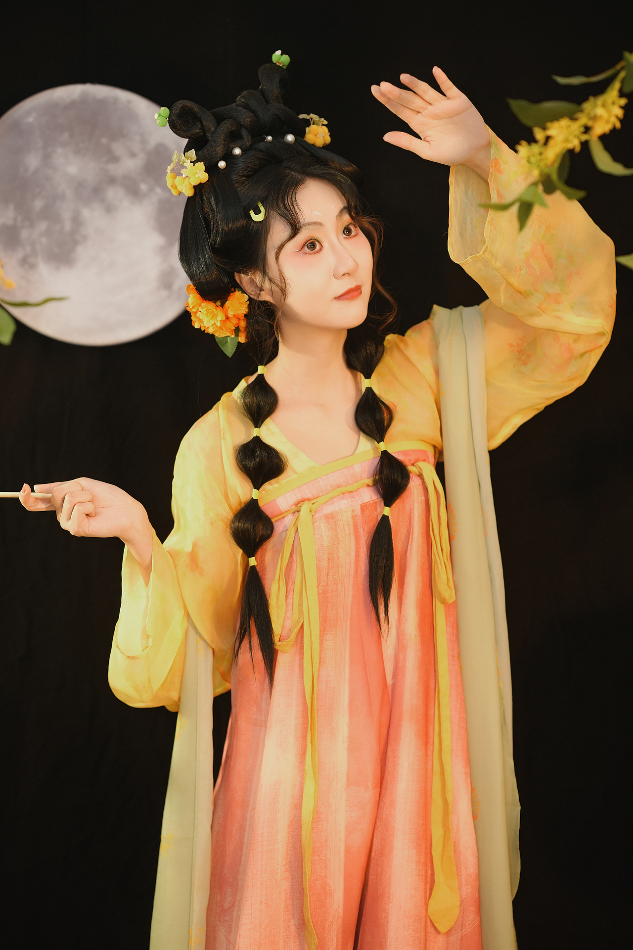 谁家的小玉兔跑出来啦｜中秋玉兔汉服写真