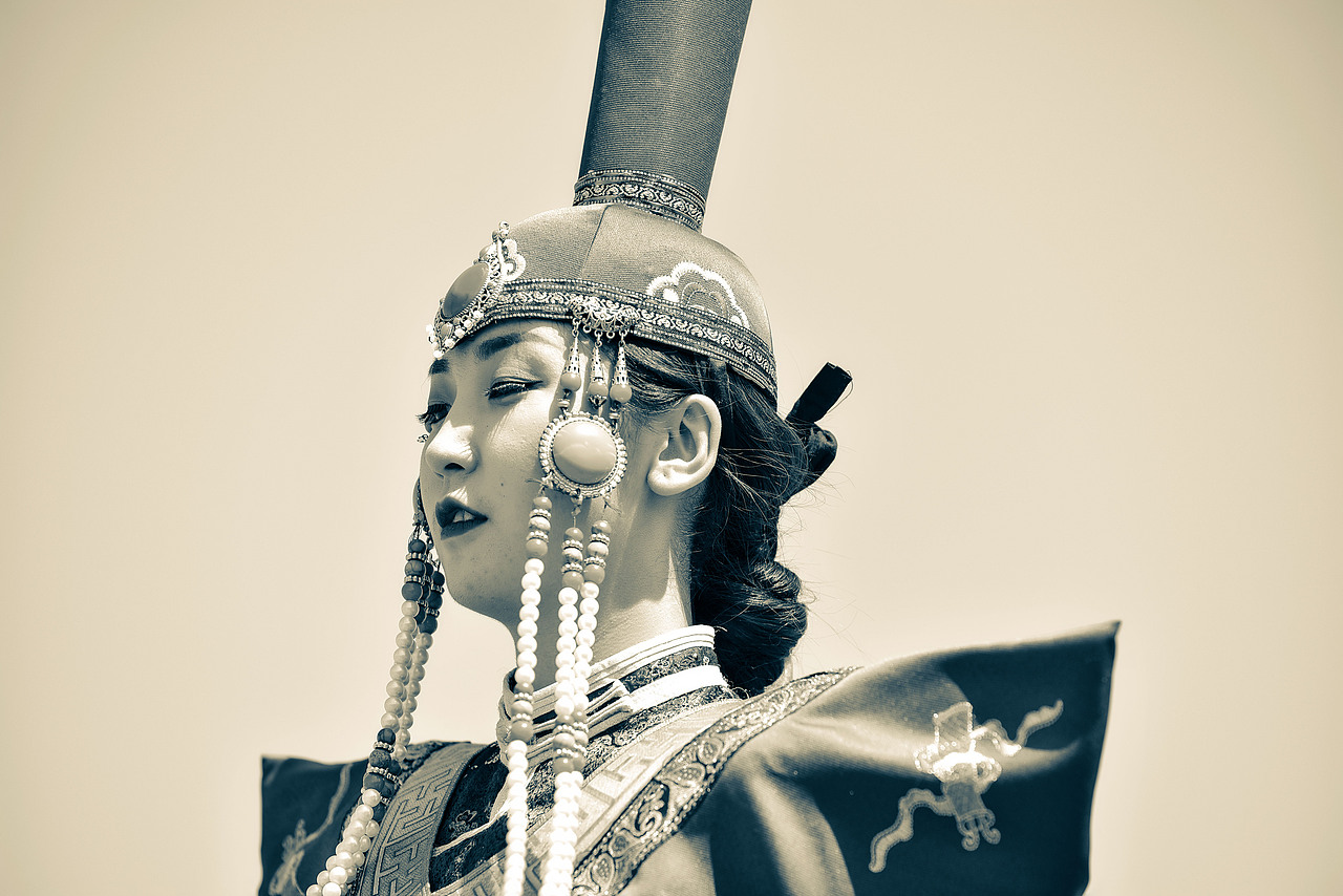 热情奔放的蒙古族庆祝2019中国草原蒙古马文化节