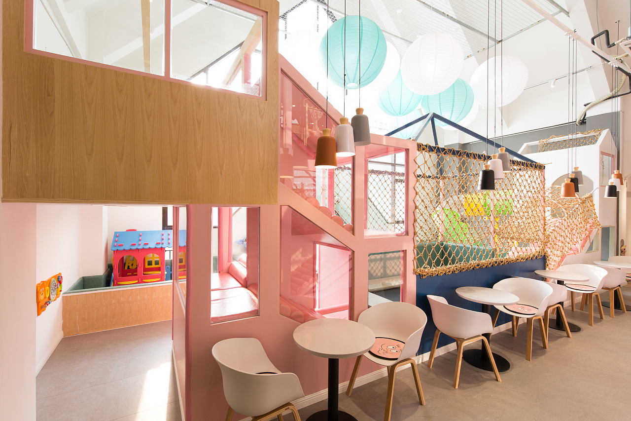 艺科设计|青岛亲子咖啡厅设计—娱乐性的儿童空间设计