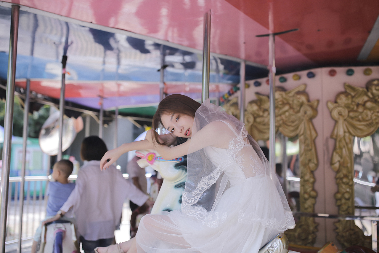 理想是和你浪费每一个美好日子