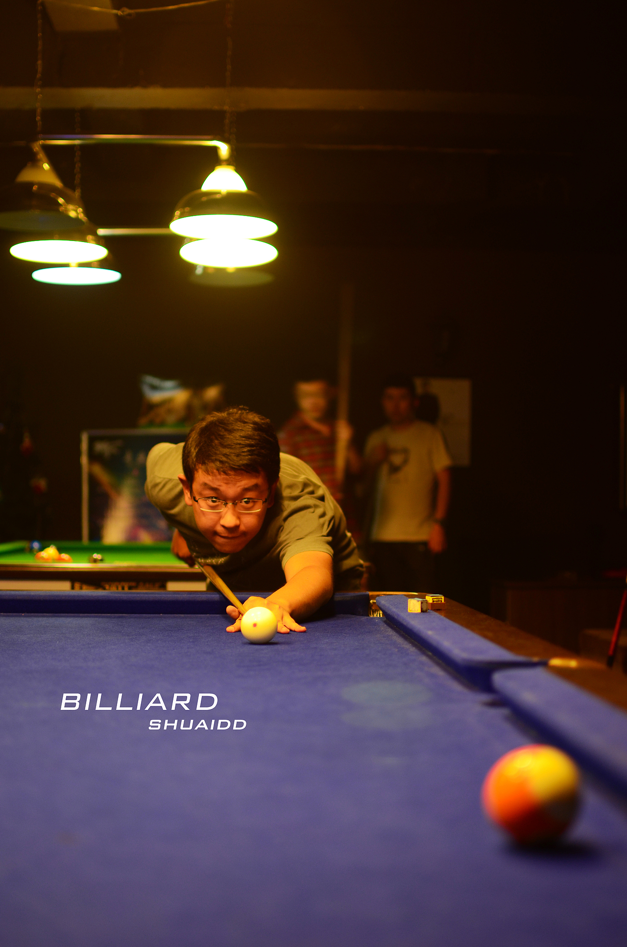 台球小男
