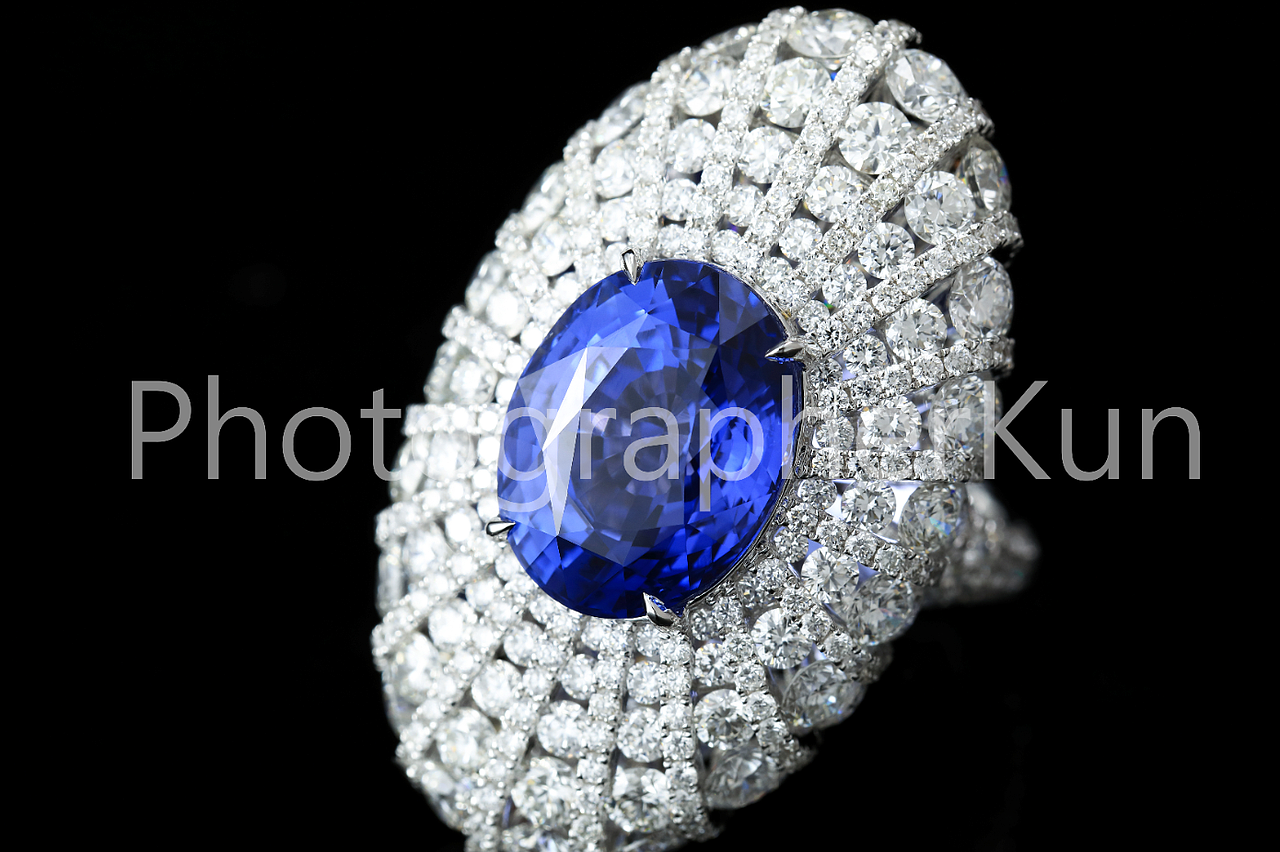 顶级斯里兰卡无烧变色蓝宝石钻戒 拍摄