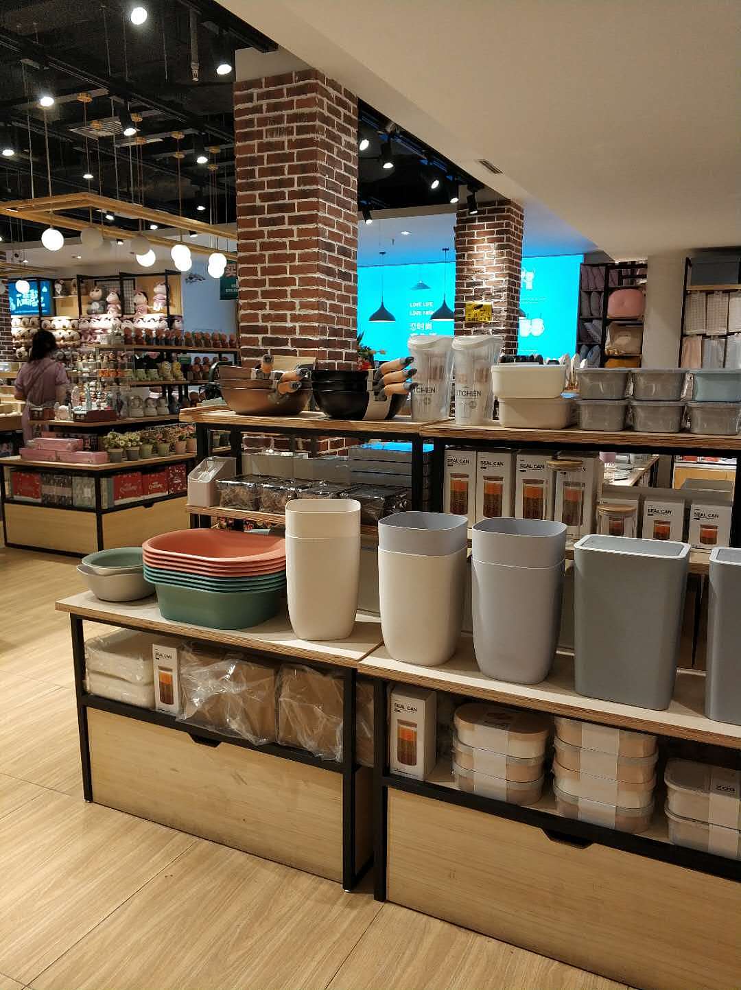 优品店货架效果图免费效果图信誉（图ZMjY2MzMwMTI0） - 其他 - 站酷设计师九川货架小香原创素材 - 站酷ZCOOL