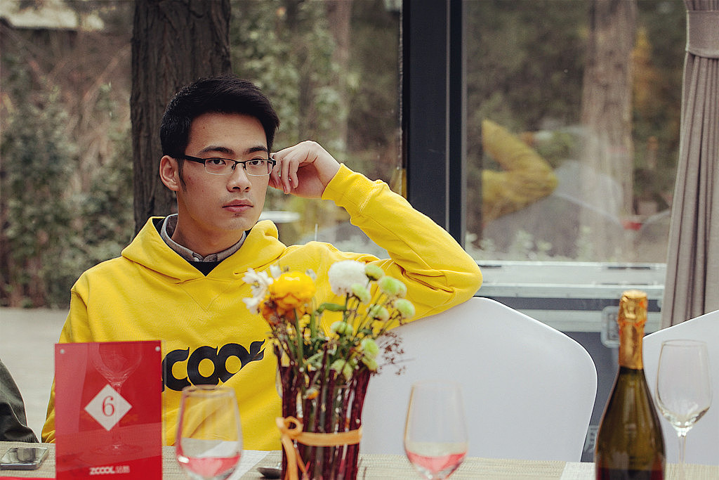 【存照】2015站酷小黄人年会（图ZMjU4MjczMTY=） - 人文/纪实摄影 - 站酷设计师火锅肥牛面原创素材 - 站酷ZCOOL